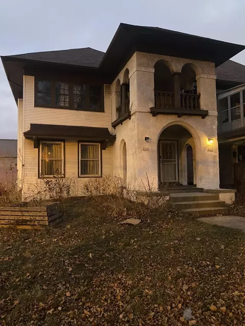 2252 N Hi Mt, Milwaukee, WI 53208