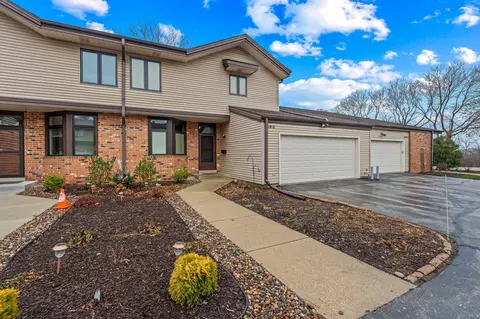 890 Pilgrim, Elm Grove, WI 53122