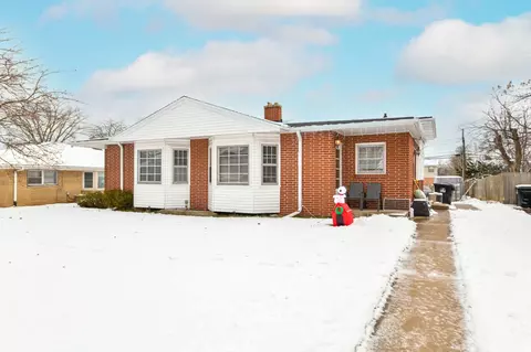 3819 N Main, Racine, WI 53402