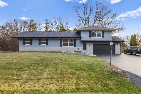 9166 N Silver Brk, Brown Deer, WI 53223
