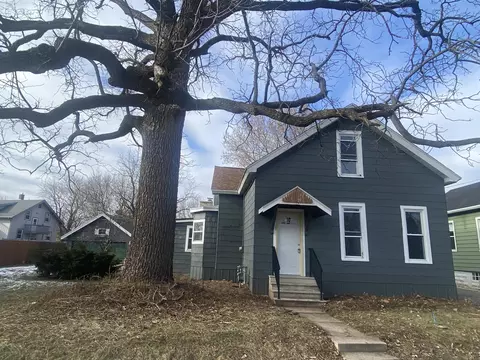 15 Eveline, Oshkosh, WI 54901