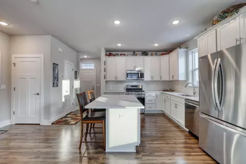 w218n16011 Tiger Lily, Jackson, WI 53037