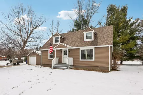 1226 E Drexel, Oak Creek, WI 53154