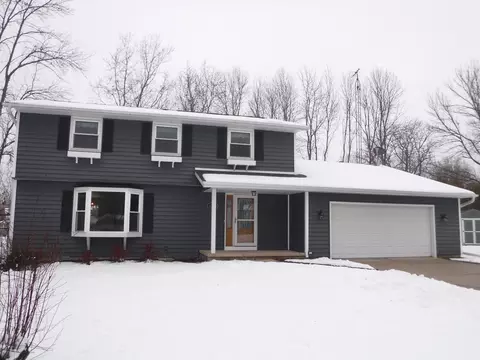 3320 Stokes, Manitowoc, WI 54220