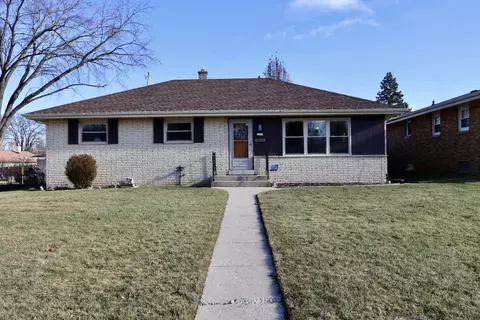 2609 17th, South Milwaukee, WI 53172