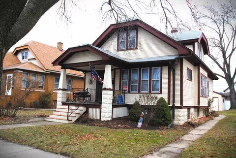 1640 S 57th, West Allis, WI 53214