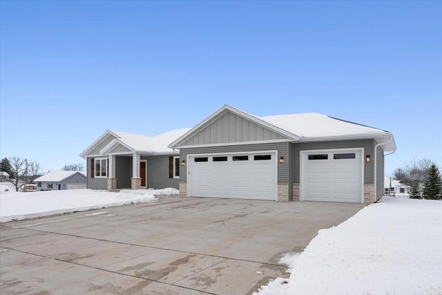 419 Eastfield, Oostburg, WI 53070