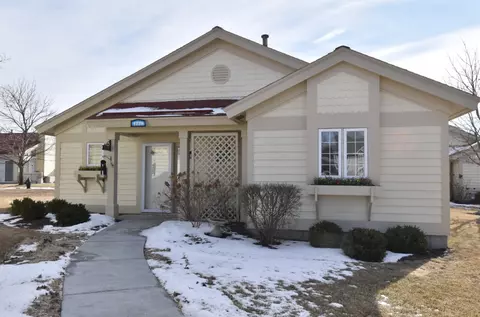 1778 Cottage #7-03, Geneva, WI 53147