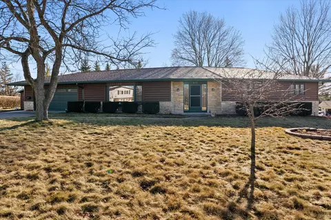 875 Circle, Mayville, WI 53050