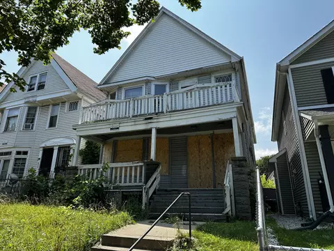 2115 N 41st, Milwaukee, WI 53208