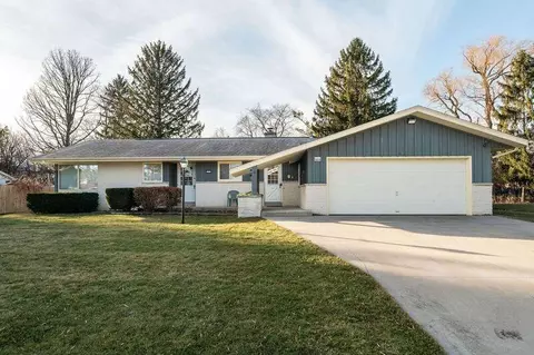 9059 N Silver Brk, Brown Deer, WI 53223