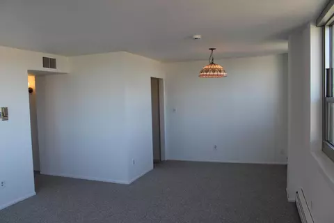 1707 N Prospect #7C, Milwaukee, WI 53202