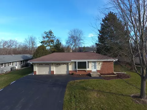 112 Terrace, Hartland, WI 53029