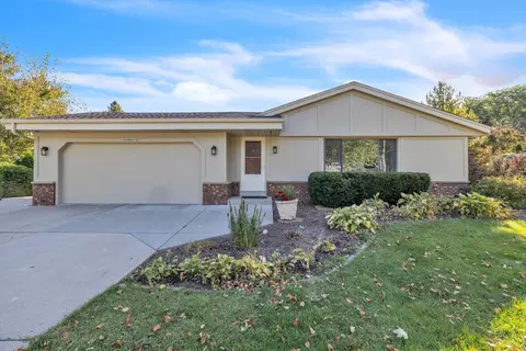 w284n6676 Hawthorne, Merton, WI 53029