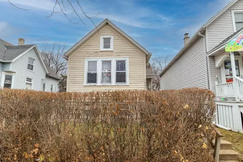 1802 S 17th, Milwaukee, WI 53204