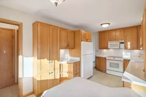 4457 N 70th, Milwaukee, WI 53218