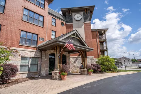 100 E Main #211, Waukesha, WI 53186