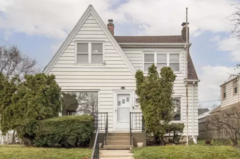 2259 S 65th, West Allis, WI 53219