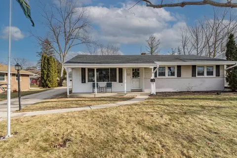 w174n8868 Christopher, Menomonee Falls, WI 53051