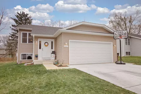 8935 271st, Salem, WI 53168