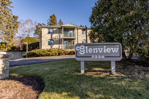 7234 N Green Bay #108, Glendale, WI 53209