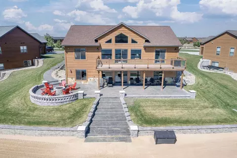 w5817 Brook Trout Court, Germantown, WI 53950