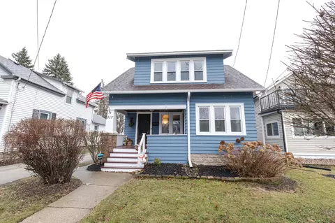 517 Elizabeth, Waukesha, WI 53186