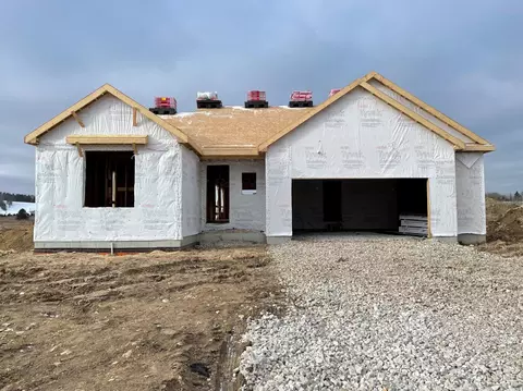w256n6731 Alpine, Sussex, WI 53089