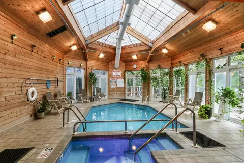 123 Center #102, Lake Geneva, WI 53147