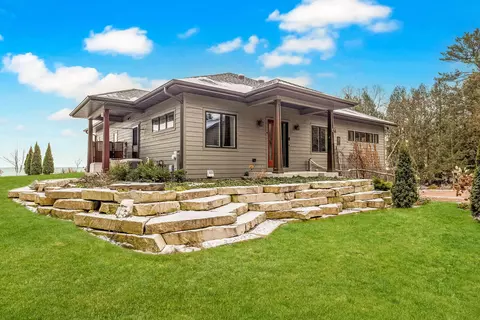 N1677 Alexander, Holland, WI 53070