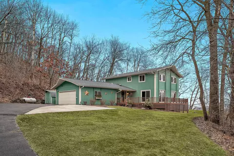 1402 Brookwood, Hokah, MN 55947