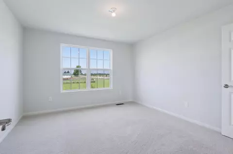 Bedroom - 3993 Whiting, Delavan, WI 53115 photo 4 of 8