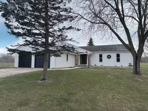 s43w39219 County Road D, Ottawa, WI 53118