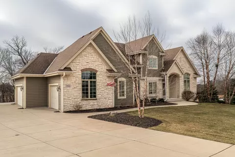 w252s5295 Sage, Waukesha, WI 53189