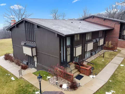 81 Aspen #07, Geneva, WI 53147