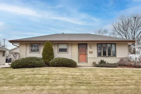 2628 E Birchwood, Cudahy, WI 53110