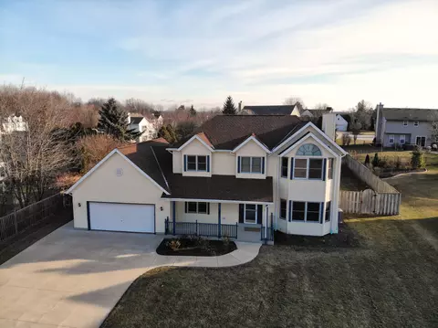 6966 W Southview, Franklin, WI 53132