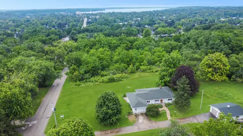 n3201 Williams Street, Geneva, WI 53147