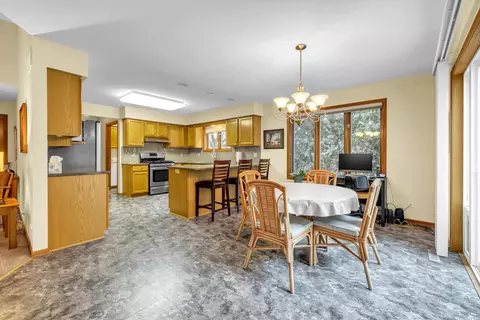 1421 E Racine #A, Waukesha, WI 53186