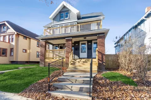 3035 N 40th #3037, Milwaukee, WI 53210