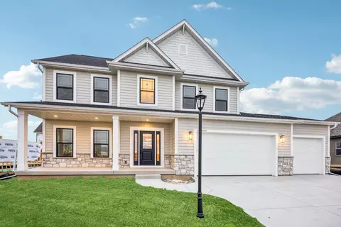 n55w19345 Red Crown #LT 25, Menomonee Falls, WI 53051