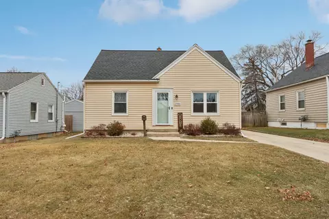 2940 S 55th, Milwaukee, WI 53219