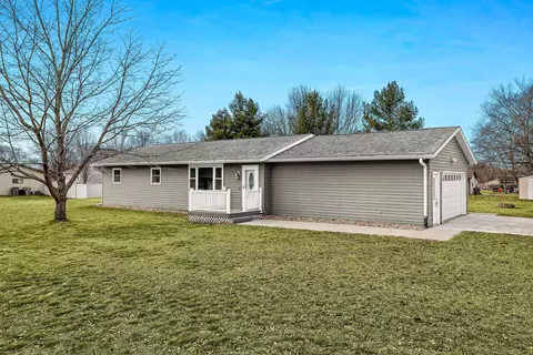 n7177 Oak Street, Holland, WI 54636
