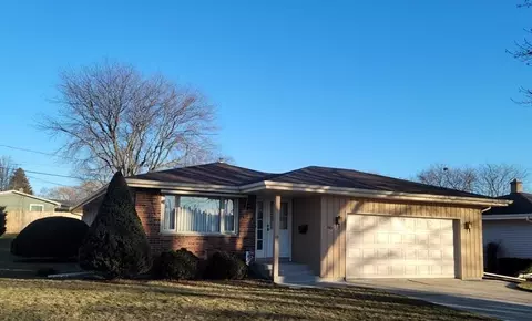 1813 S 26th, Sheboygan, WI 53081