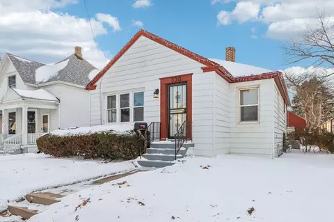 330 Luedtke, Racine, WI 53405