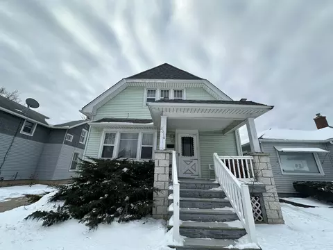 2016 Hickory Grv, Racine, WI 53403