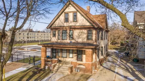 3312 W State #3314, Milwaukee, WI 53208