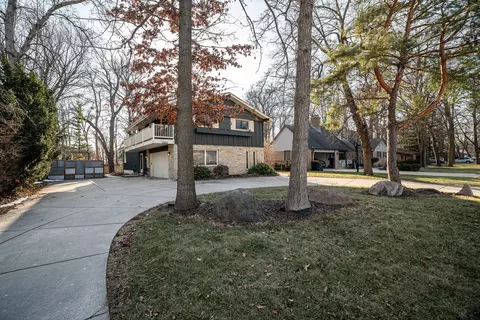 10301 W Ruby, Wauwatosa, WI 53225