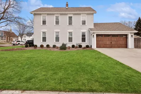 219 Fourth, Beaver Dam, WI 53916
