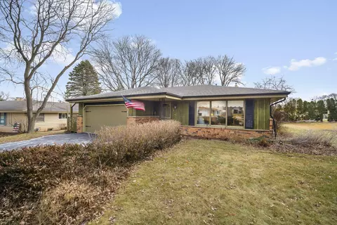 3520 S Russel, New Berlin, WI 53151